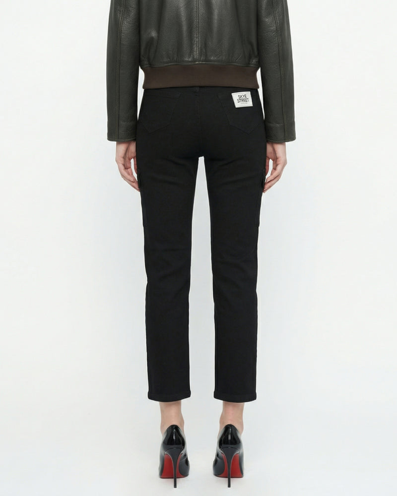 black cigarette leg jeans