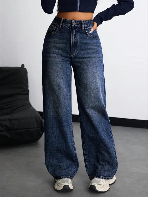 Women Relaxed Fit High Rise Blue Jeans