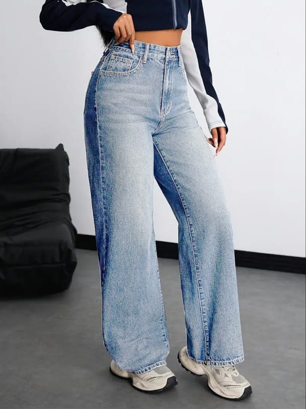 Women Relaxed Fit High Rise Light Blue Jeans