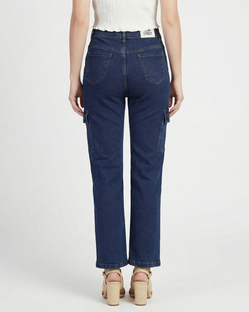 women's boyfriend fit high-rise cargo jeans