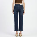 Women's straight-fit blue jeans