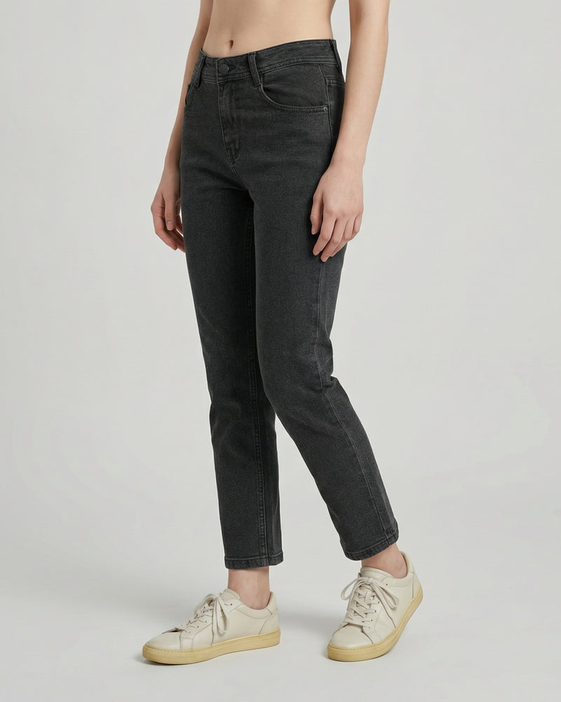 Women Jean High-Rise Straight Fit Jeans