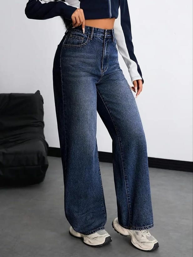 Women Relaxed Fit High Rise Blue Jeans