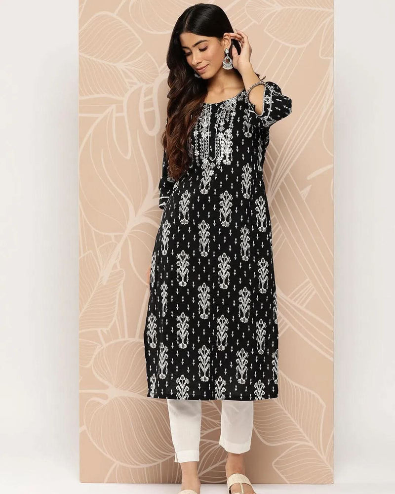 Black Embellished Cotton Straight Kurta